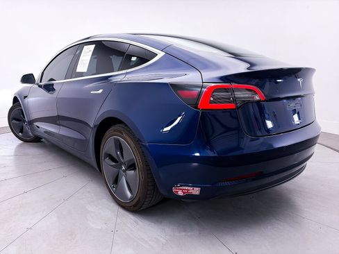Used 2018 Tesla Model 3 Long Range RWD image 2