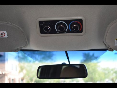 Used 2015 Chevrolet Express 2500 LT w/ LT Preferred Equipment Group RWD image 30