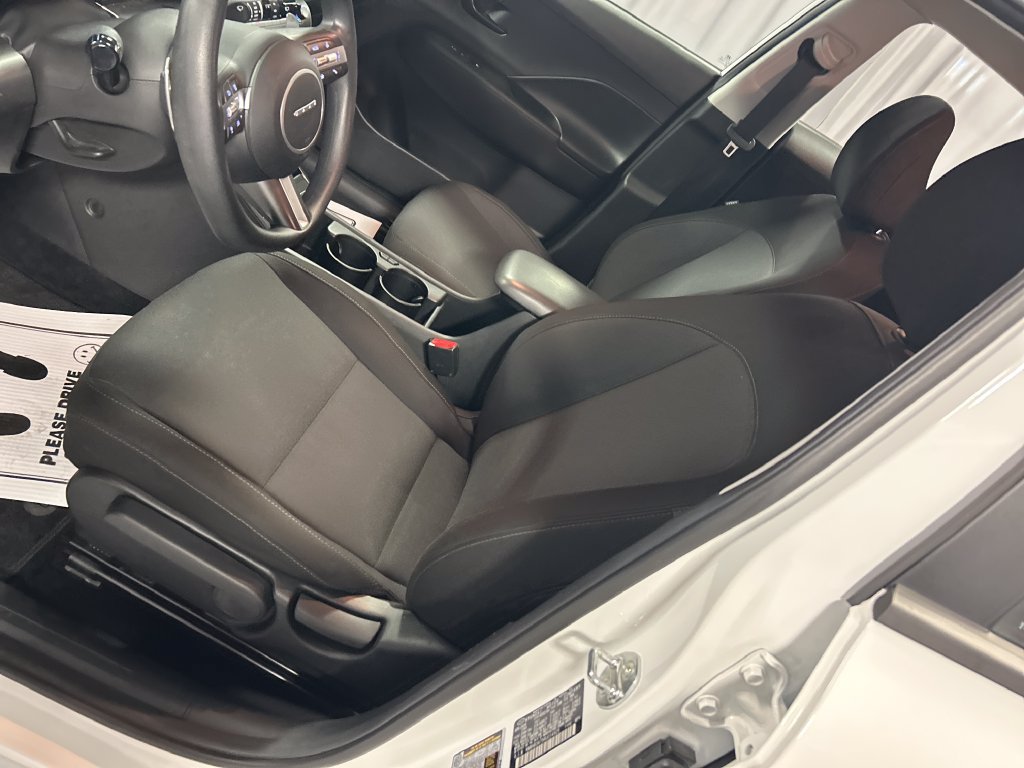 Used 2024 Hyundai Kona SE FWD image 10