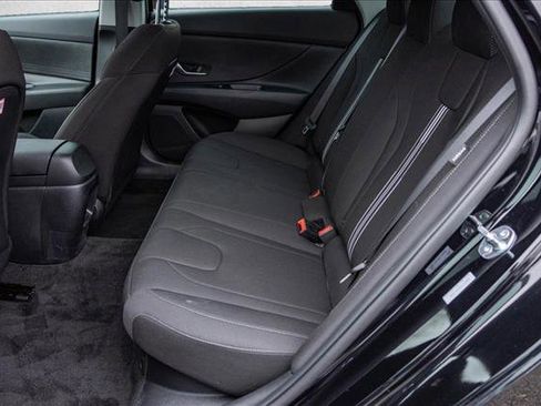 Certified 2025 Hyundai Elantra Blue image 22