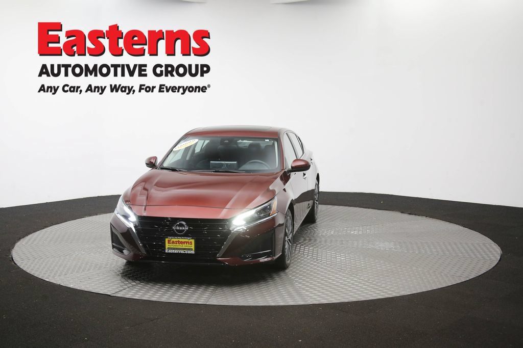Used 2024 Nissan Altima 2.5 SV w/ SV Premium Package AWD/4WD image 55