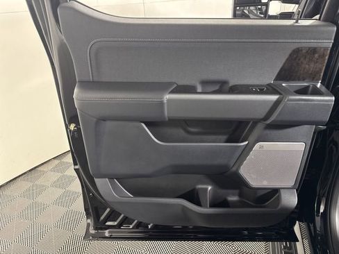New 2026 Ford F350 Lariat w/ Black Appearance Package image 19