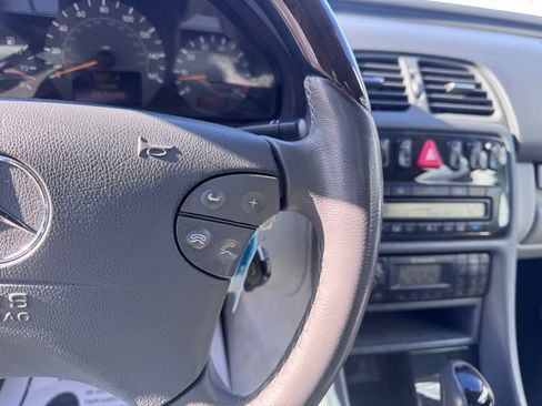 Used 2002 Mercedes-Benz CLK 430 Cabriolet image 12