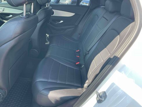 Used 2021 Mercedes-Benz GLC 300 image 14