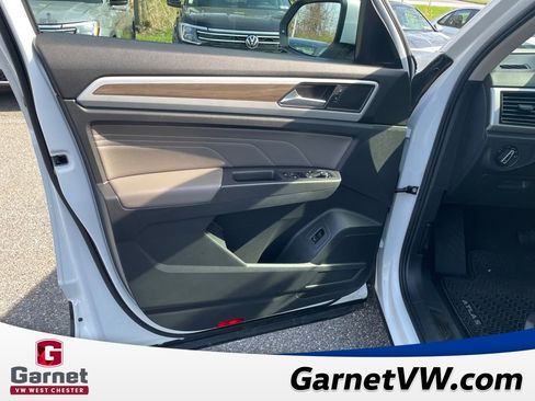 Certified 2023 Volkswagen Atlas SEL image 11