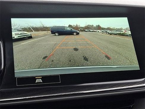 Used 2023 Buick Envision Essence image 17