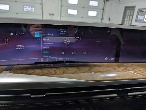 New 2026 Cadillac Escalade Platinum Sport w/ LPO, ONYX Package image 25