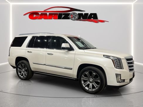 Used 2015 Cadillac Escalade Premium RWD image 12