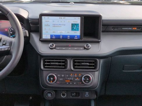 Used 2024 Ford Maverick Lariat w/ Black Appearance Package AWD/4WD image 18