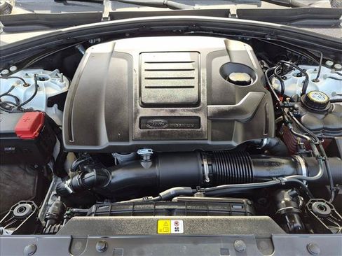 Used 2025 Land Rover Range Rover Velar Dynamic SE AWD/4WD image 21