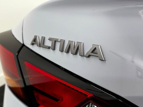 New 2026 Nissan Altima 2.5 SR AWD/4WD image 8