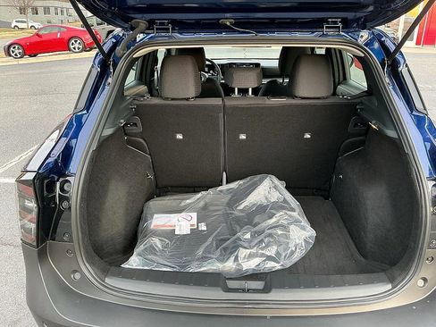 Certified 2025 Nissan Kicks S image 24