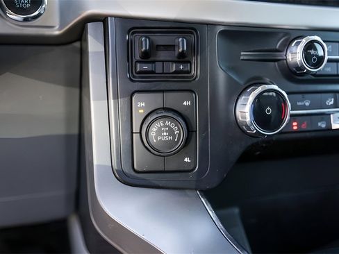 Used 2022 Ford F150 XLT w/ Equipment Group 302A High image 21