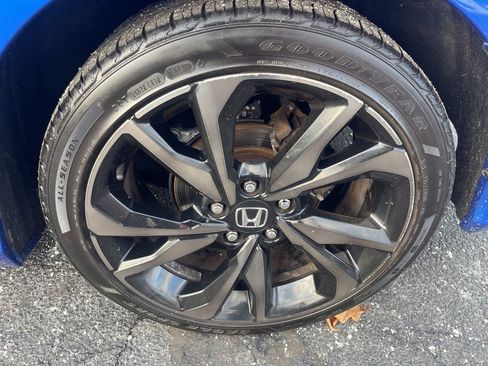 Used 2019 Honda Civic Sport image 26