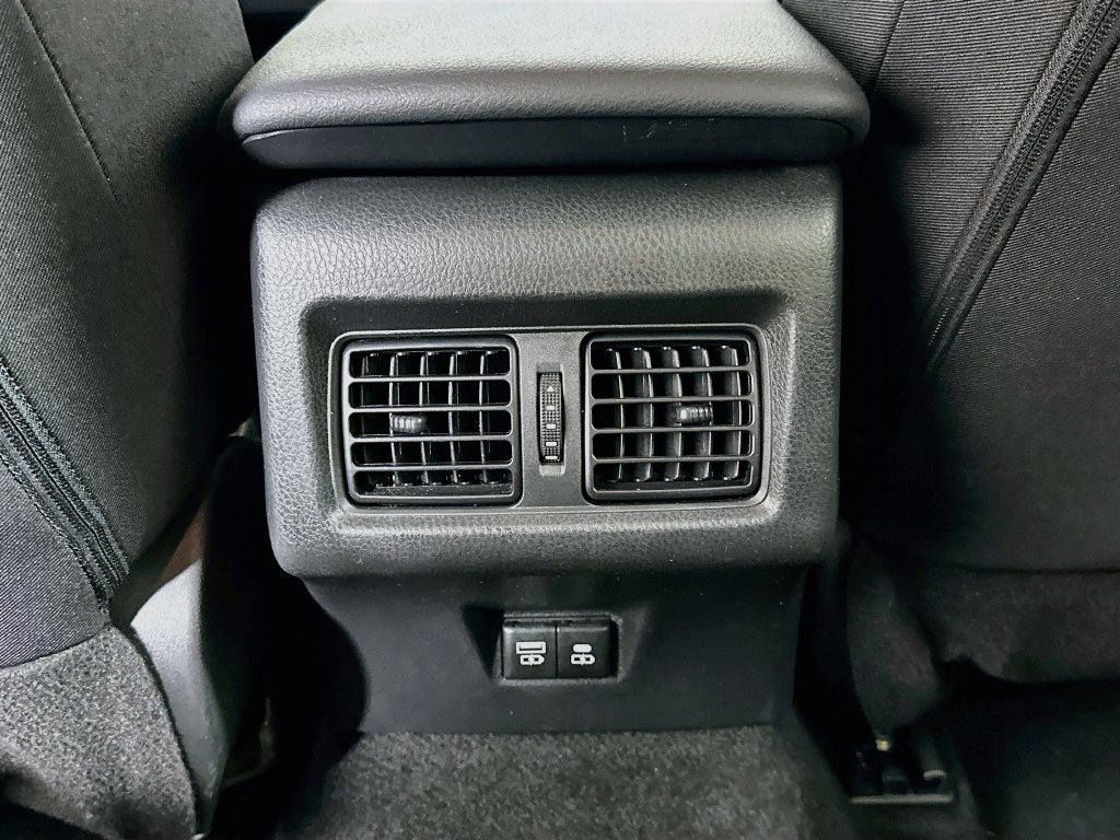 Certified 2025 Toyota Camry LE FWD image 24