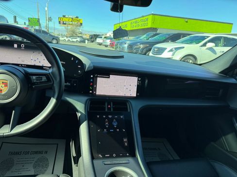 Used 2020 Porsche Taycan 4S image 23