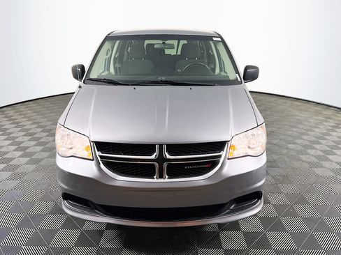 Used 2017 Dodge Grand Caravan SE w/ Power Window Group FWD image 2