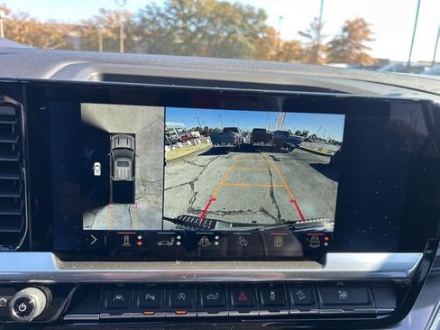 New 2026 Chevrolet Silverado 1500 High Country w/ LPO, Dark Essentials Package image 23