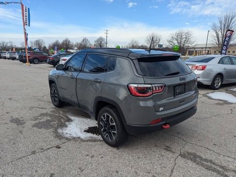 Used 2019 Jeep Compass Trailhawk w/ Cold Weather Group image 5