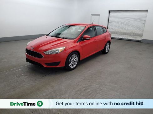 Used 2016 Ford Focus SE FWD image 1