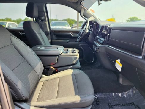 Used 2024 Chevrolet Silverado 1500 RST w/ LPO, Dark Essentials Package AWD/4WD image 9