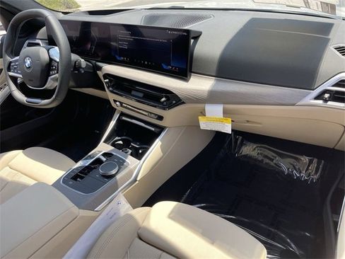 New 2025 BMW 330i Sedan w/ Premium Package image 12