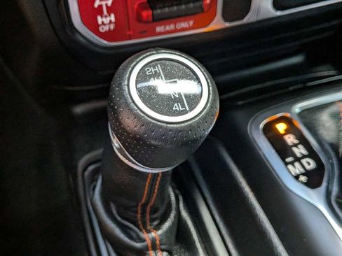 Used 2020 Jeep Gladiator Mojave AWD/4WD image 26