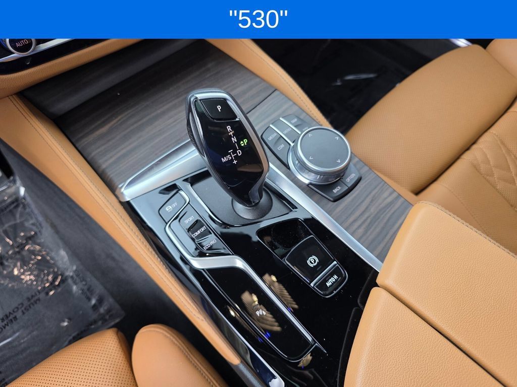 Used 2021 BMW 530i w/ M Sport Package RWD image 24