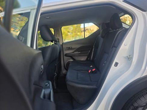 Used 2023 Nissan Kicks S FWD image 33