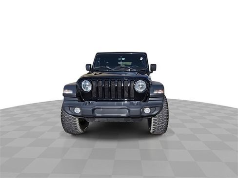 Used 2023 Jeep Wrangler Sport S image 3