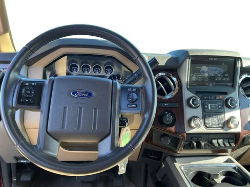 Used 2015 Ford F250 Lariat w/ Chrome Package RWD image 10