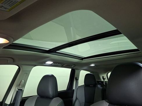 Used 2024 Subaru Ascent Onyx Edition image 17