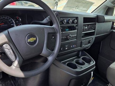 New 2025 Chevrolet Express 2500 w/ Driver Convenience Package image 15