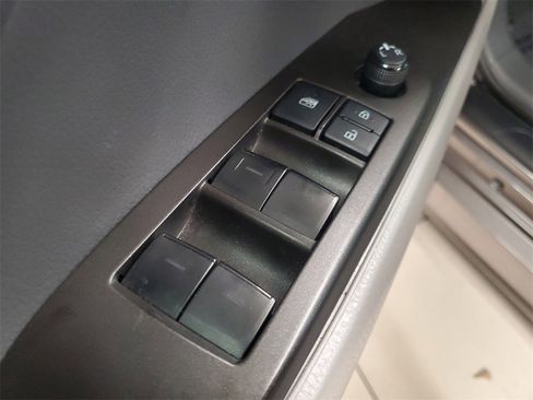 Certified 2022 Toyota Camry LE image 18