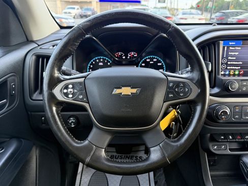 Used 2022 Chevrolet Colorado Z71 AWD/4WD image 15