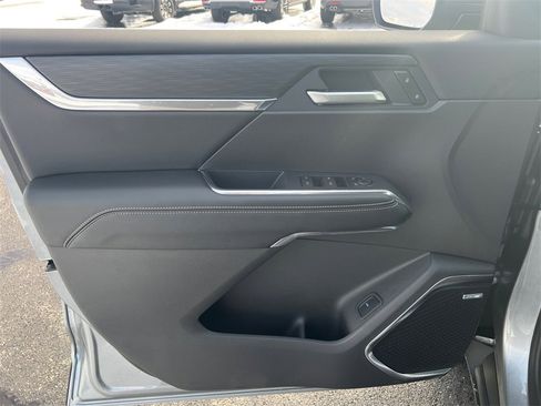 New 2026 GMC Acadia Elevation image 14