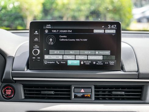 Used 2024 Honda Pilot Elite image 13