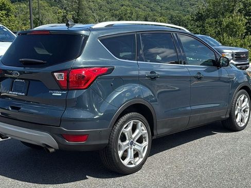 Used 2019 Ford Escape Titanium FWD image 4