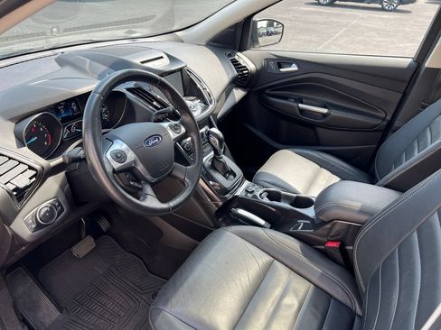 Used 2016 Ford Escape Titanium FWD image 5