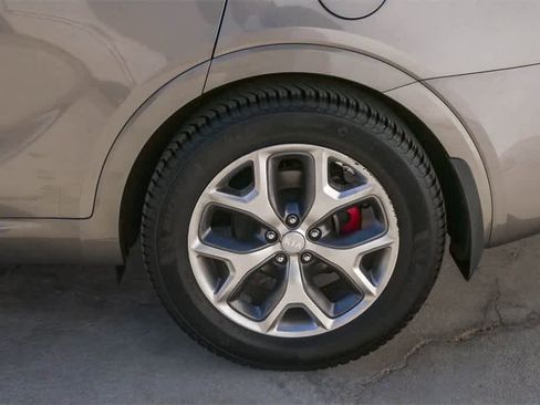 Used 2018 Kia Sorento SX image 6