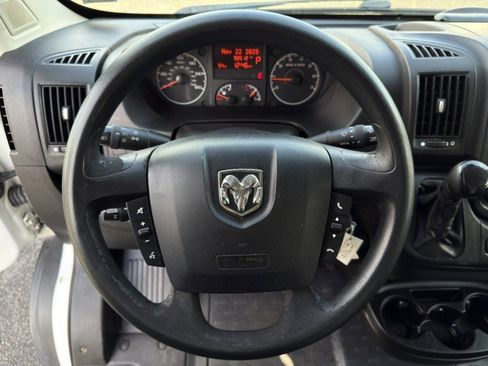 Used 2017 RAM ProMaster 2500 w/ Interior Convenience Group image 16