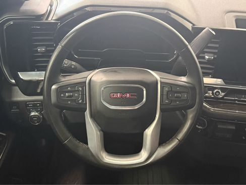 Used 2024 GMC Sierra 1500 Elevation w/ X31 Off-Road Package AWD/4WD image 17