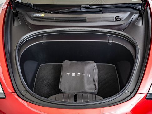 Used 2018 Tesla Model 3 Long Range image 33