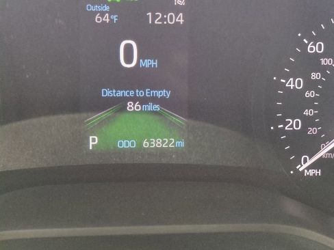 Used 2021 Toyota Sienna LE image 26