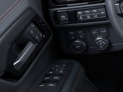 New 2026 GMC Yukon XL AT4 AWD/4WD image 22