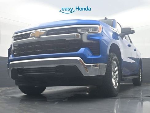 Used 2022 Chevrolet Silverado 1500 LT w/ Protection Package AWD/4WD image 28