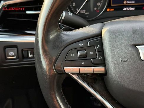 Used 2023 Cadillac XT6 Premium Luxury w/ Technology Package AWD/4WD image 23