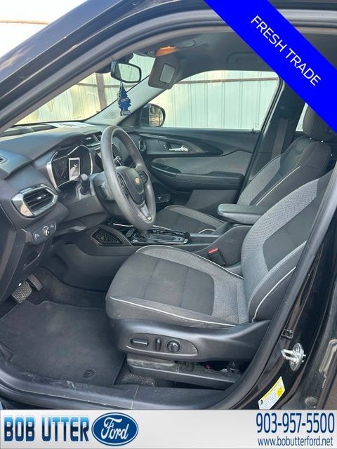 Used 2021 Chevrolet TrailBlazer LT w/ Convenience Package FWD image 5