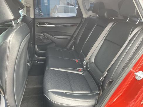 Used 2024 Kia Seltos SX AWD/4WD image 18