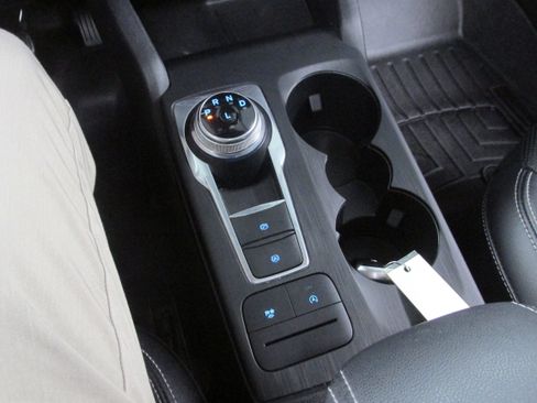 Used 2020 Ford Escape SEL image 40